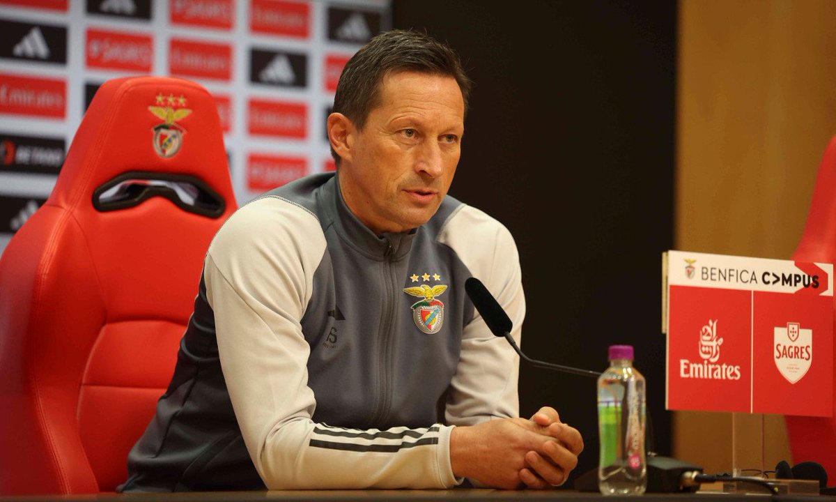 Roger Schmidt: "Aos adeptos que fizeram coisas negativas, por favor fiquem em casa. Se não conseguem apoiar uma equipa que deu tudo, talvez seja melhor voltarem só quando formos campeões e for para celebrar no Marquês."