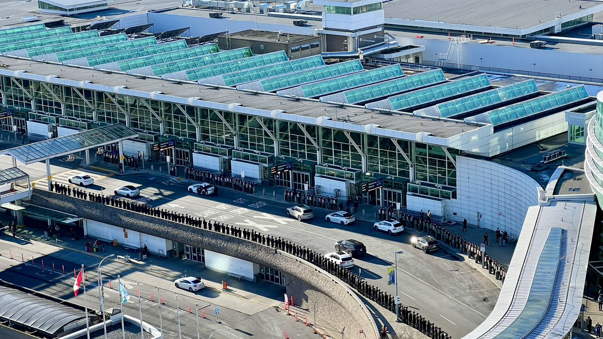 gregsandhu's tweet image. Your friends from YVR tower and CATCA support you! Solidarity.