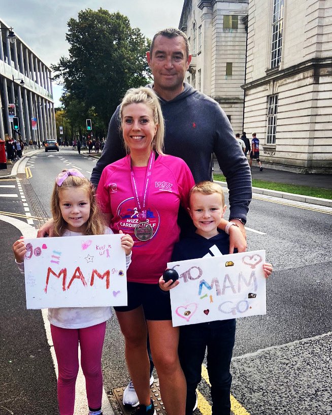 #healthontheshelf2023 my favourite photo in the world because it shows the support that my little gang give me every day. I am so very grateful for my family ❤️ <a href="/TCS_HWB/">Health & Wellbeing</a> <a href="/TonyrefailLLC/">Languages, Literacy and Communication</a>