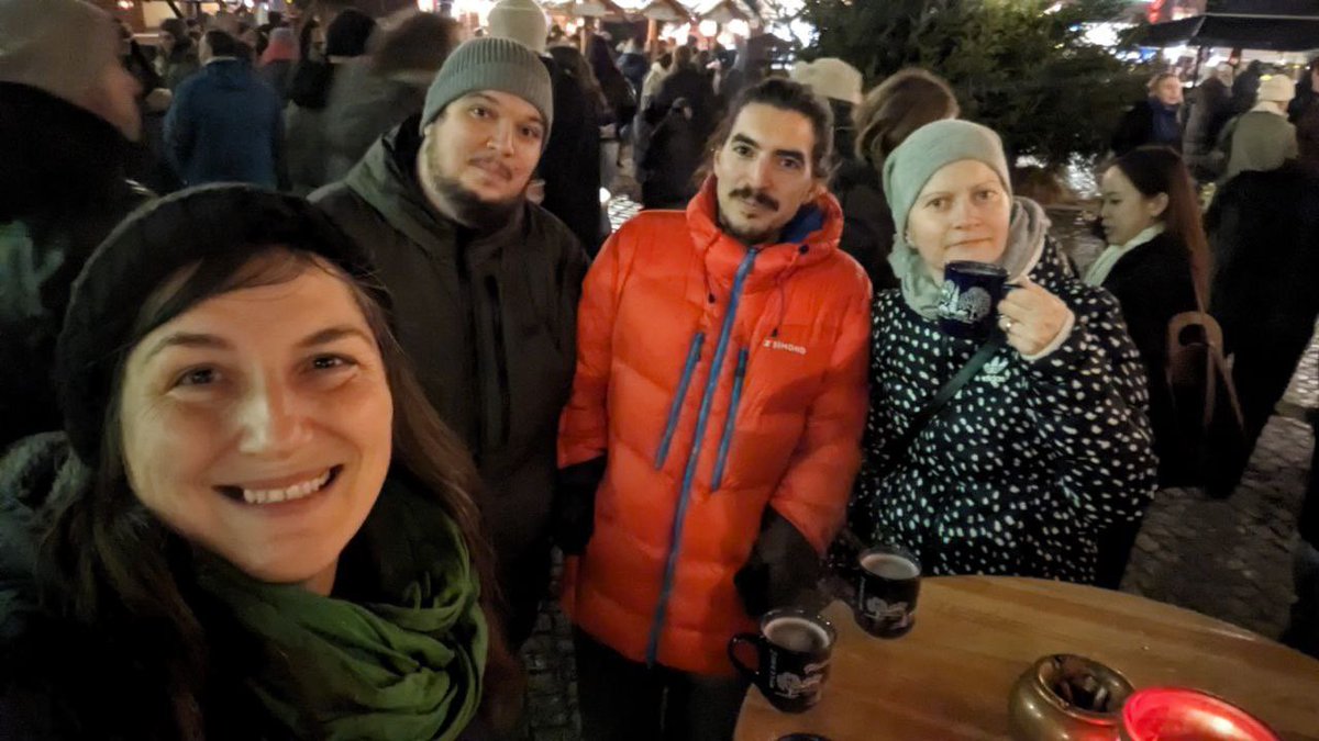 I had a blast in the last three days in Berlin. Thanks <a href="/ioana_cis/">ioana 👩‍💻🦊✨</a> &amp; <a href="/avolakatos/">Alex Lakatos 🏗️💸</a> for making this happen!