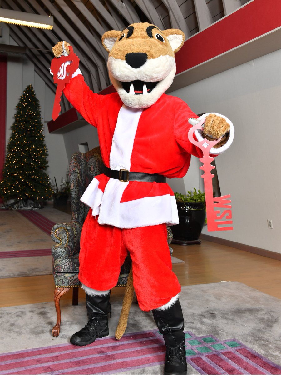 We look forward to seeing you all tomorrow for our annual Holiday Celebration from 11 a.m.-3 p.m. at the Lewis Alumni Centre! A friendly reminder that Santa Butch will be available for festive photos from 1-3 p.m. For more info, visit alumni.wsu.edu/holiday23 #GoCougs