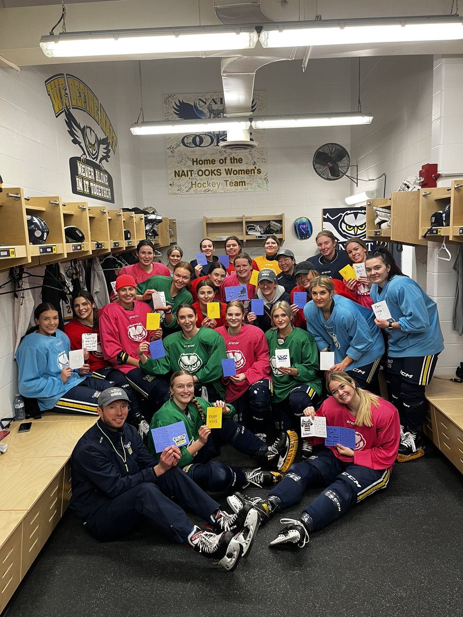 OOKSWHKY's tweet photo. OOKS GROWING THE GAME!  

Your Ooks joined Leo Nickerson Elementary School Grade 4/5 on the ice the past few weeks. Thank you for our handmade cards, we love them!  

#WedefineNAIT 
#Ooks
#DefendTHENORTH
#OoksSOARTogether 
#NAIT 
#futureOOKS
#growingthegame https://t.co/e9xRRSqjQl
