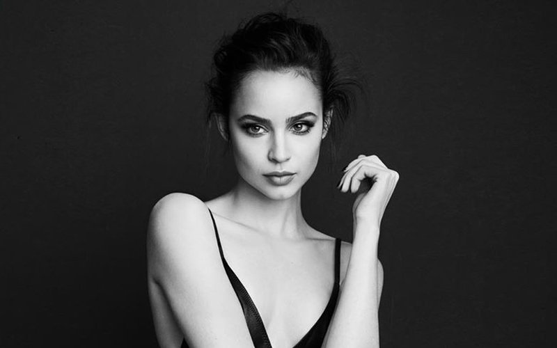 sofiaexclusives's tweet image. 🚨 Threads will be launch in Europe on December 14th ! 
Be ready to follow Sofia Carson on the new app #sofiacarson #threads