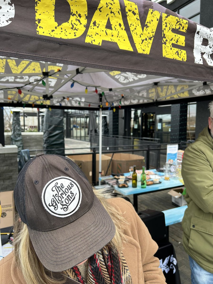 1075daverocks's tweet photo. We’re still taking donations for @FoodBankWatReg at @WaterlooBrewing 🎁🫶🏻

Thank you to all who’ve donated already! It’s been INCREDIBLE! 🙌🏻

#gloriousgiving #thefoodbankofwaterlooregion #theglorioussons #waterloobrewing #1075daverocks https://t.co/TLP20mDYT7