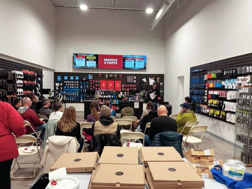 Had a great night of food 🍕🍕 🍪 🍪 talking bikes and bike maintenance, and lots of shopping. Learned a lot!!
Thanks to <a href="/CyclesmithHfx/">Cyclesmith</a> for having us in their new location in Dartmouth. Thanks to everyone who came out.