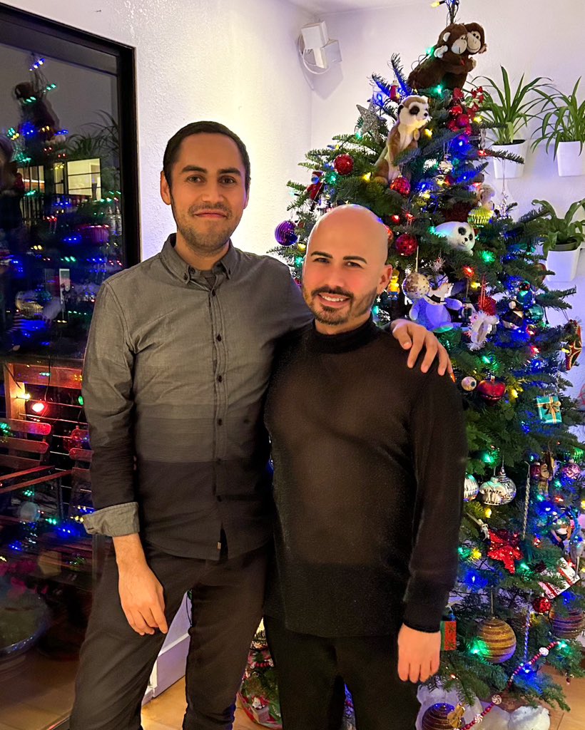 TerrariumKits's tweet photo. Happy Holidays! 🎄 #feliznavidad https://t.co/FtebkwUI66