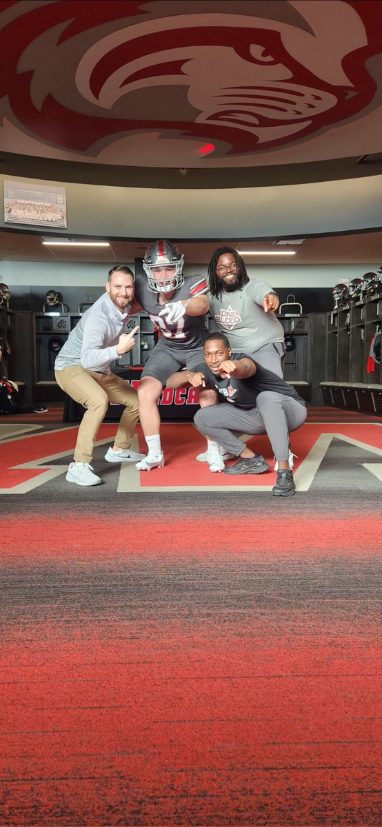 _iliagligorov_'s tweet photo. Had a great time at my overnight visit at IWU, and i got to experience the college life. Thank you @CoachLauckIWU @travispalmer7_ 

@c_huber5 @ColerainFtball https://t.co/w7y9rC7T9u