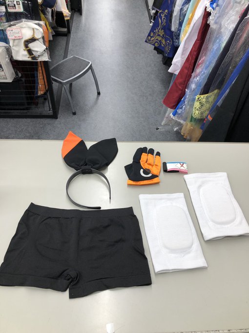 kbooks_cospre's tweet image. 【入荷情報】
#ポケットモンスター ソード・シールド  
#サイトウ  女性用XLサイズ 税込4,950円 
※一部難あり が入荷致しました！  
他キャラクターの衣装も在庫がございますよ！  
#kbooks #コスプレ #cosplay #乙女ロード #アコスタ #となコス #冬コミ #kbコスプレ入荷_ポケモン