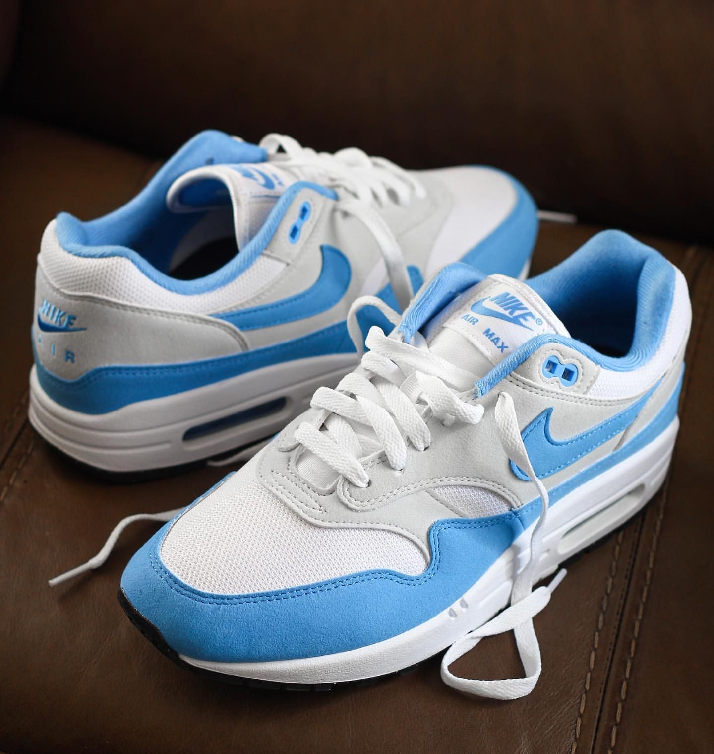 Carolina blue hot sale air max 9