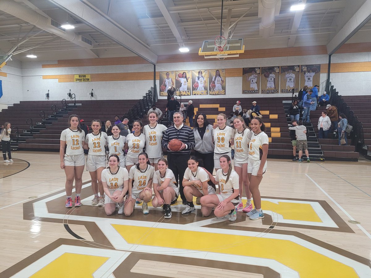 KlimchockRick's tweet photo. Legendary GS principal Dave Zilli was honored tonight for dedicating his time to the betterment of our HS community. Dave got the game ball in the Lady Lions 55-18 win.#gspride https://t.co/9ltAisiViP