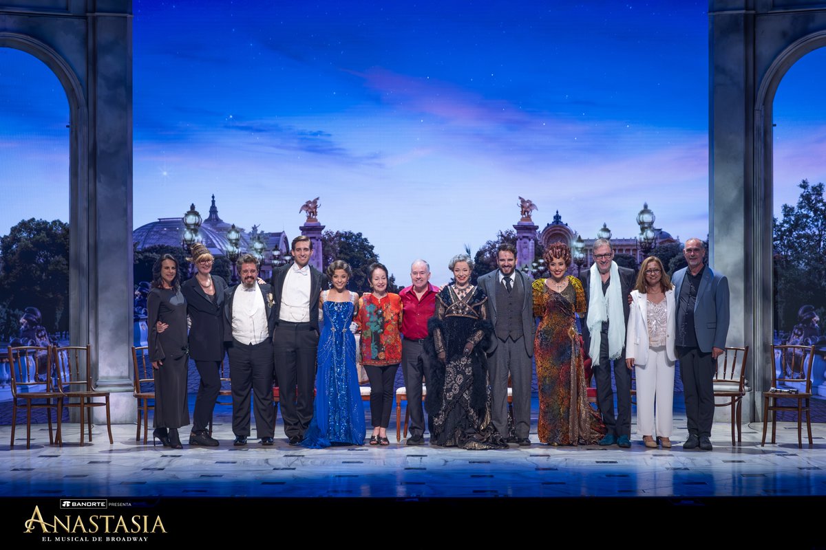 RevistaExt's tweet photo. '#anastasia: El Musical de Broadway' en #Mexico, continúa en la cartelera teatral https://t.co/BllHQdi3d1 https://t.co/0HWY5ihUob