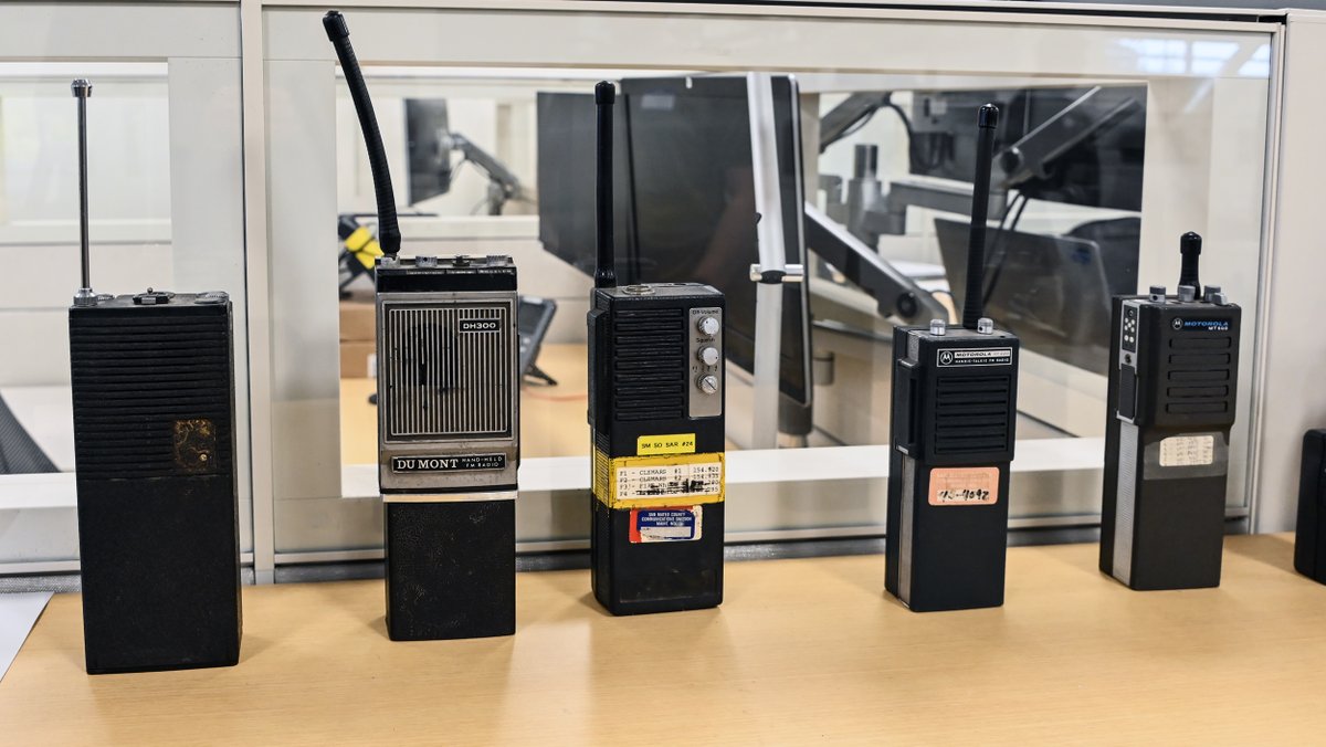 NEWS: New Radio Shop the lifeline in the County’s emergency communications system; this week, the communications specialists who keep the County’s radio systems running moved into a new space in Redwood City after years without a permanent home. More here: smcgov.org/ceo/news/new-r…