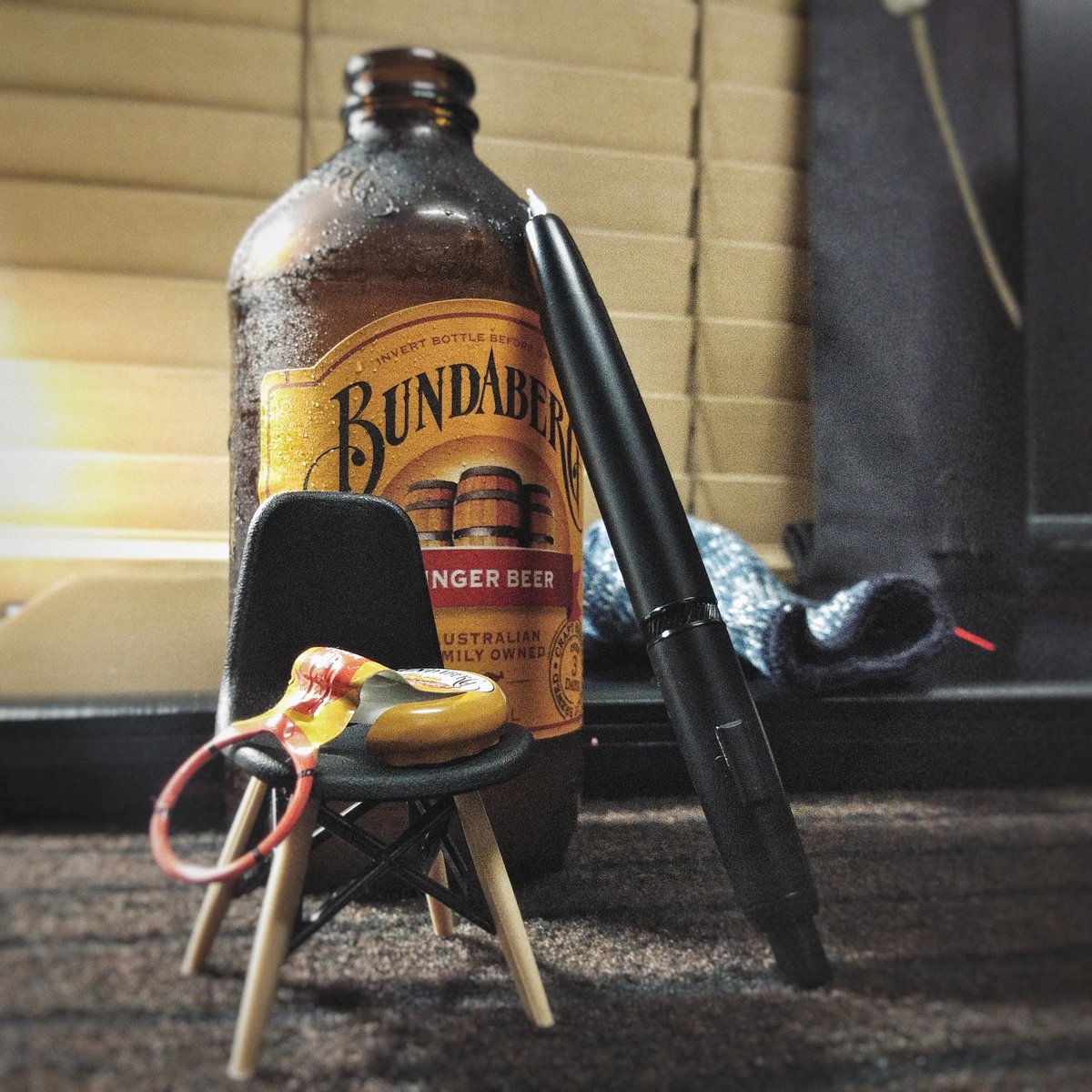 markdavidsee's tweet photo. Both are capless. Please, take a seat.
#fountainpen #gingerbrew #gingerbeer https://t.co/cJHwEA5W3H