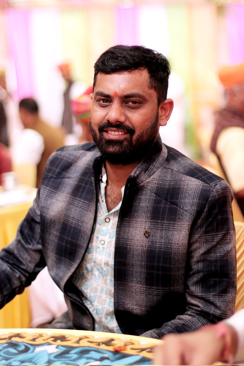 मंजिल पाने की  उम्मीद कभी मत छोड़िए,  क्योंकि सूरज डूबने के बाद ही दूबारा सवेरा होता है ✌✌Sodhasir