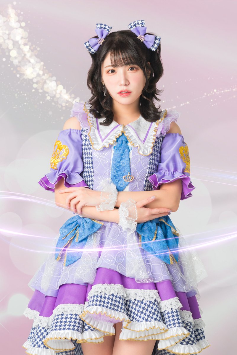 irink_official's tweet photo. ✨新ソロビジュアル解禁✨

『エンジン組立も出来ちゃう作詞家さん！みゅーみゅ王国のお姫様！スイートパープル💜』

👑三葉みゆ👑
@miyu__ispy 
・12/20
・O型
・岩手県出身

こちらのツイート【300RT】達成で次のメンバーのソロビジュアル公開します🔓🫧

4人目は...肩パンが得意なあの子👊🏻💥 https://t.co/eN6ZIWbhHD