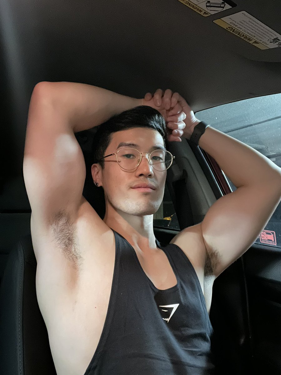 VibesSedai's tweet photo. Workout done and now we’re ready for the weekend https://t.co/1N3P6kPnsv