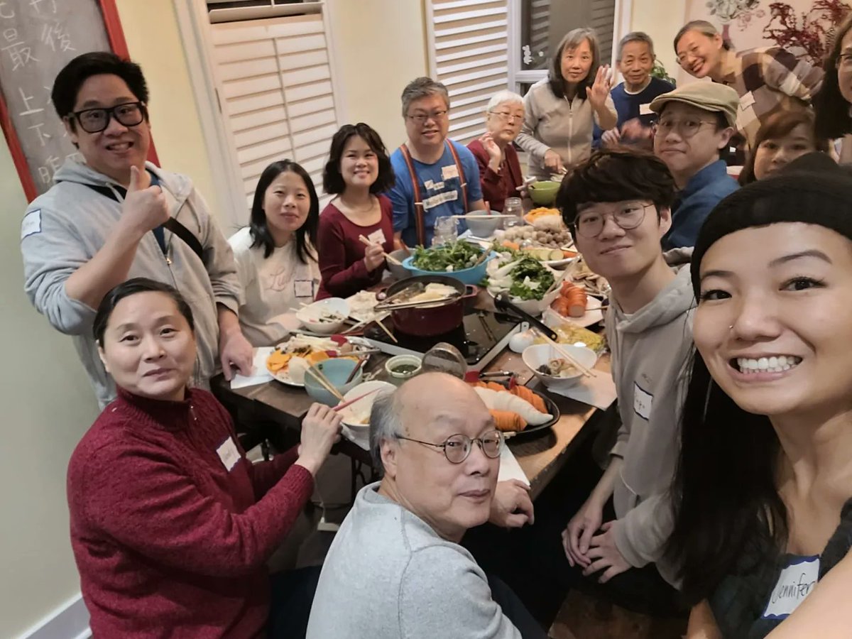 CWN_TOlabour's tweet photo. The return of the annual end of year hot pot at Jennifer's house 🤤 @torontolabour #TOpoli #torontolabour #chinesecanadian #chinesediapora https://t.co/4LspIRCaDV
