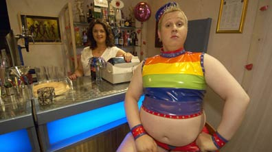 Instantwasser's tweet photo. Wieso wurde in der Bar eigentlich noch kein Bacardi Cola bestellt?
#SchleFaZ #VampireMotorcycle #VampirMofa #WirSindSchleFaZ #Daffyd https://t.co/XQ4hf9Pv2q