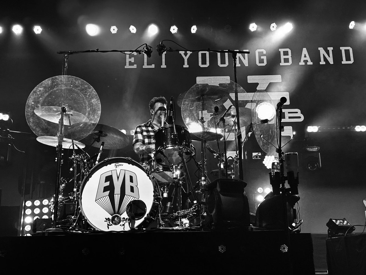 EliYoungBand's tweet photo. How about that EYB rhythm section?! Show tonight in Denver, CO; See y’all there! #EliYoungBand #BreakupInABarTour https://t.co/ggW4lRGfZo