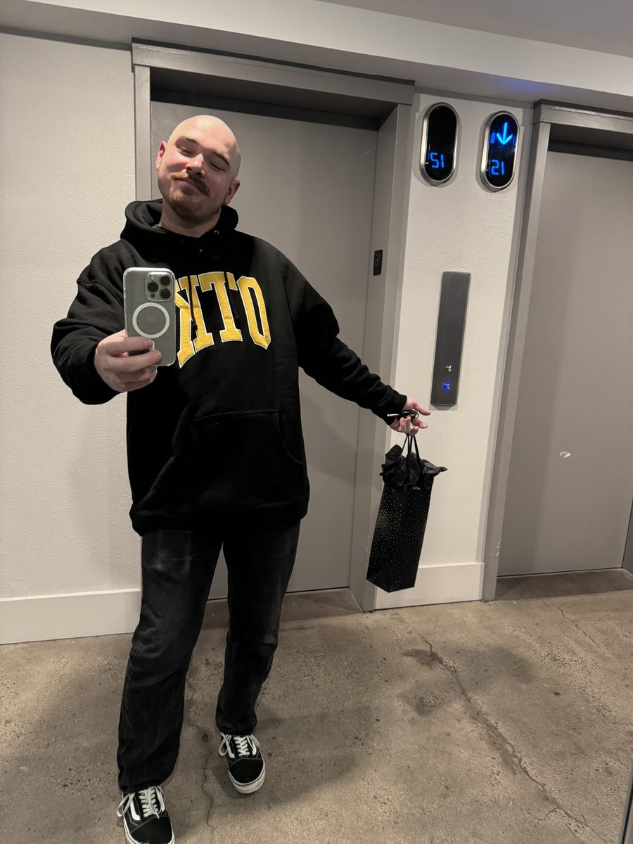 jake_backpack's tweet photo. @OTKnetwork can you Guess what OTK memberI watch the most? …Ok it’s the bald one…. No, not that bald one… https://t.co/ySSSlFkKI2