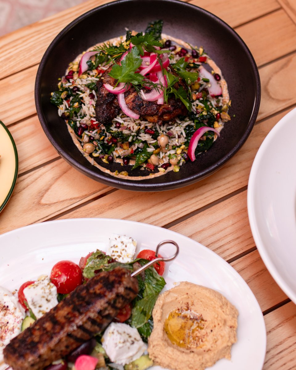 rowenaparade's tweet photo. Lunch is served! We have a yummy array of protein rich dishes for lunch, including our Moroccan Chicken &amp; Rice Salad and the Lamb Meze Platter. 
 
What are you having for lunch today?
 
#mediterraneanfood #melbournecafe #melbournelunch https://t.co/fkbLuyxsL9