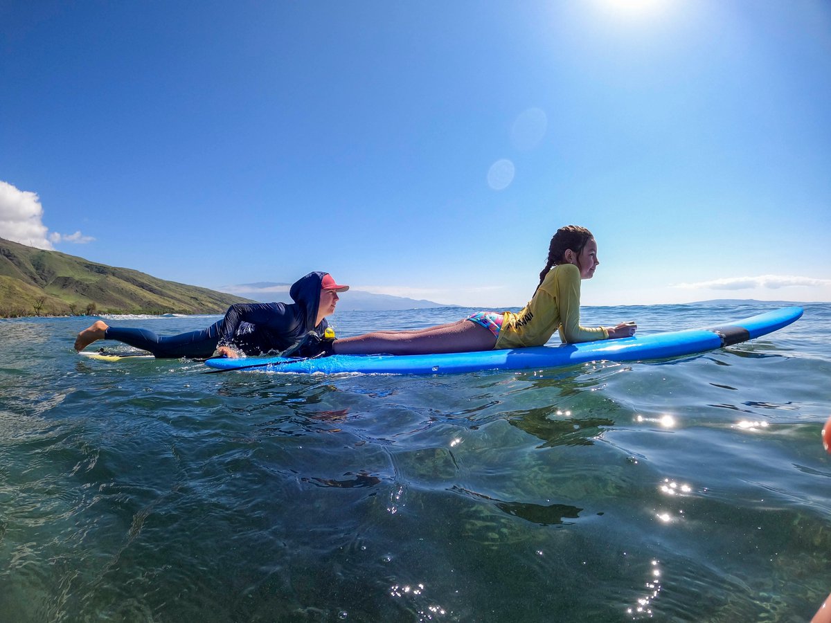 RiversToTheSea's tweet photo. Responsibility: Maintain a safe distance from other surfers to prevent collisions. If you’re a beginner, consider taking surf lessons to familiarize yourself with safety protocols and best practices. 
.
Read more in our latest blog "Maui Surfing Etiquette: Rules and Respect in... https://t.co/36Nz1wNnqx
