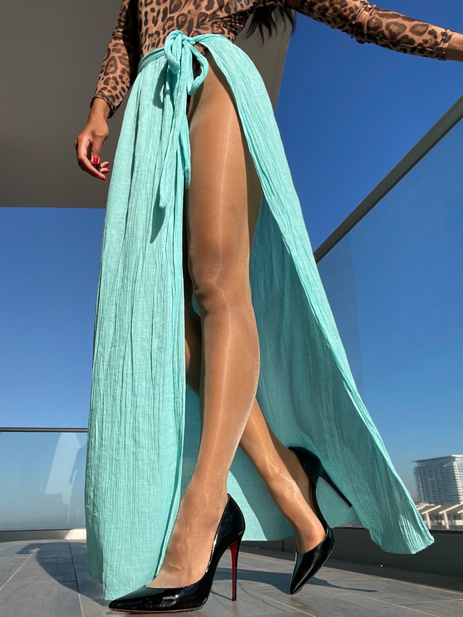 simone_honeybee's tweet photo. Check my FREE ONLYFANS PAGE https://t.co/9eVMwuny2S #nylons #nylonmodel #nylonfeet #footfetish #NYLONJAPAN #shinynylons #nylonfetish #fetishes https://t.co/6W2EpSQtcK
