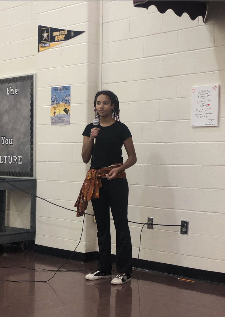 SkyeEseOduaran's tweet photo. #Giving a #FreeVerse #Speech 💬 on #Equality and #Change.
#YoungSpeaker #motivationalspeaker https://t.co/TS1y7Qr9Fo