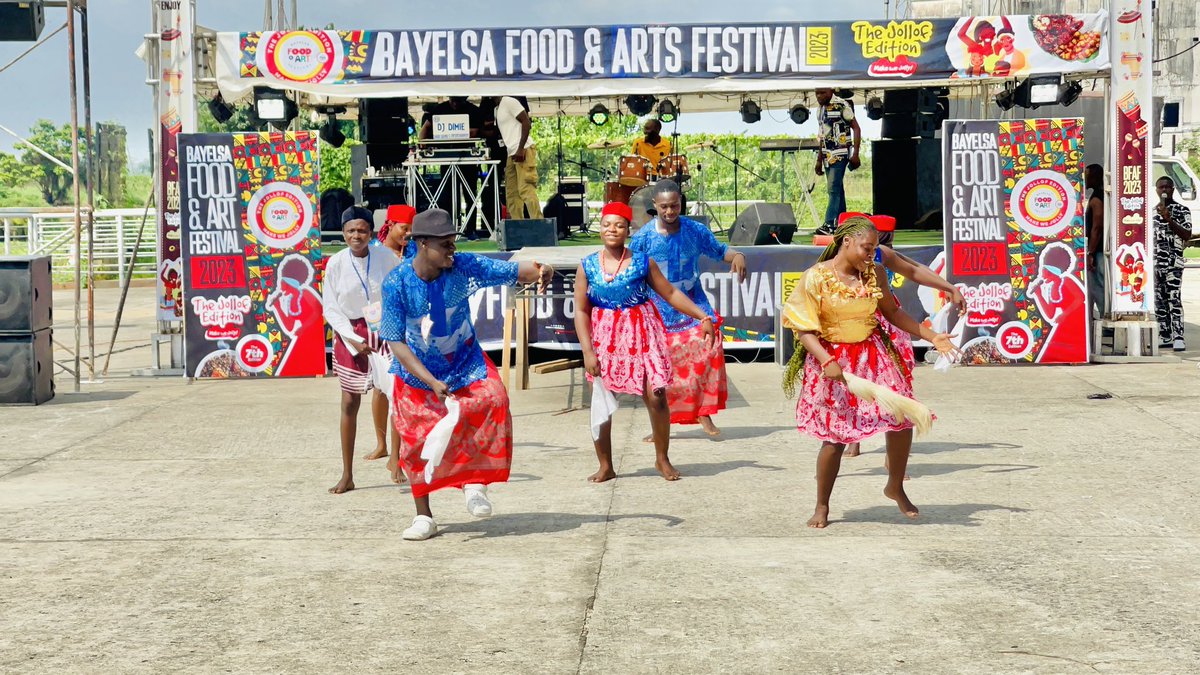 1Porbenihere's tweet photo. Moments of Day 1 of the Bayelsa Food & Art Festival
#bayelsafoodartfestival #BFAF2023 #makewejolly #jollyedition https://t.co/h2wiL3jrm0
