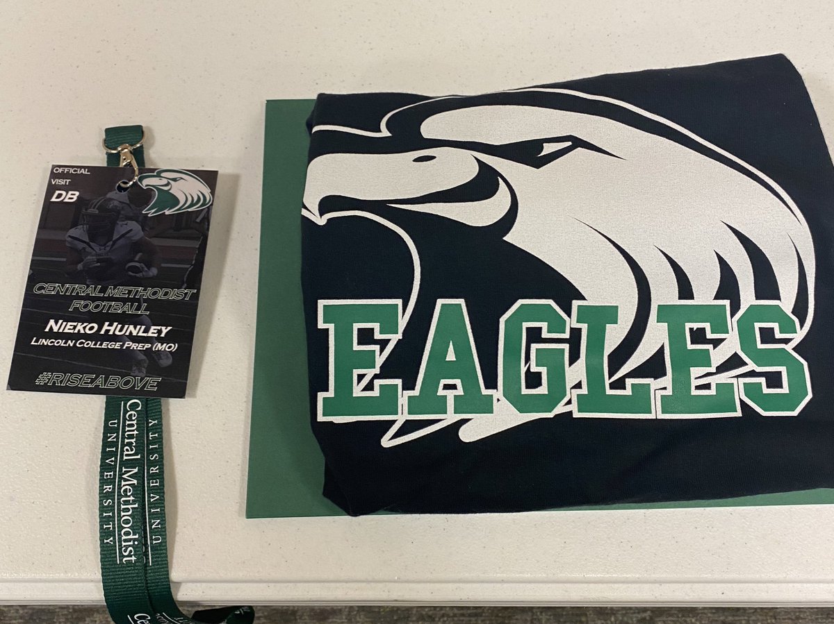 Had a great time at my visit to <a href="/cmueaglesFB/">Central Methodist Football</a> Today! Big thanks to <a href="/_CoachAug/">Keith Willis-Auger</a> for inviting me out today. <a href="/LCPAFootball/">Lincoln Prep Football</a> <a href="/CoachMalone816/">Drew Malone</a>
