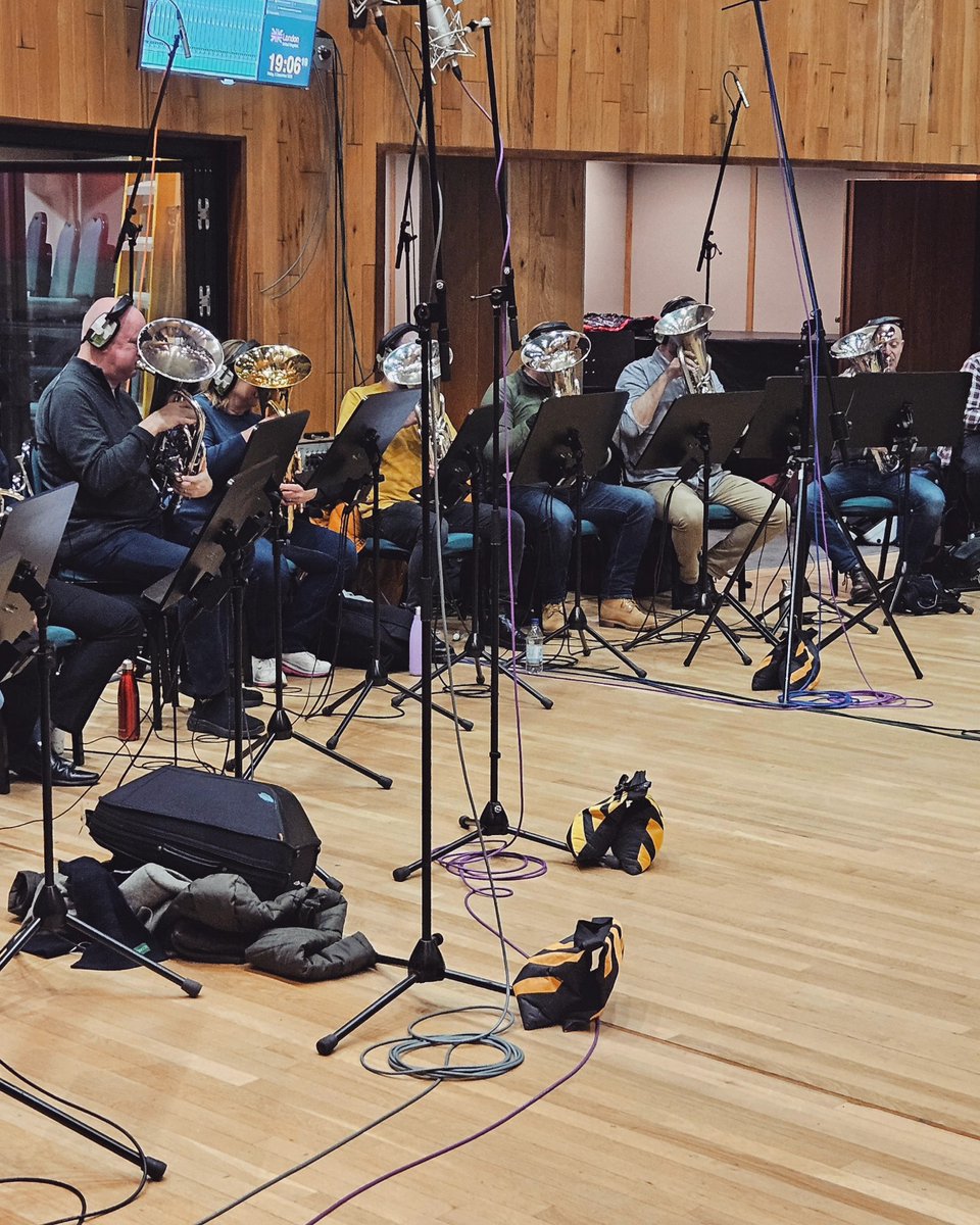 RobinHoffmann's tweet photo. Spent the day #recording some of the best musicians on this planet with a huge #brass ensemble.
Thanks so much @kazjin2612 and @NobukoToda for having me on the team and inviting me to the sessions!
More to follow!
#orchestrator #scoringsession #orchestra #gamescore #london https://t.co/TnF7FfuLpK