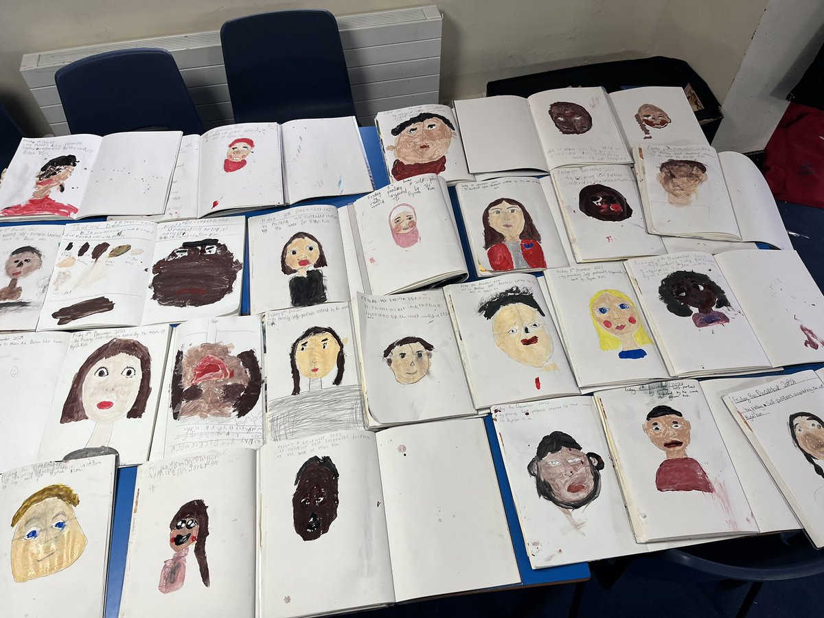 Look at the wonderful art work <a href="/year4_WCP/">Mrs Bradbury</a> have produced today after looking at the work of Byron Kim