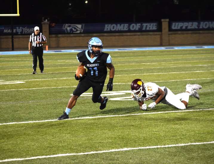 silvano spatafora (@silvanospata25) on Twitter photo After a great talk with <a href="/Coach_Hoskins/">Jason Hoskins</a> i’m honored to have received my first offer from Upper Iowa!! <a href="/NVHS_Football/">Neuqua Valley Football 🏈</a> <a href="/LemmingReport/">Tom Lemming</a> <a href="/AllenTrieu/">Allen Trieu</a> @uiucoachtuck <a href="/CoachParling/">Heath Parling</a> <a href="/CoachTGerhard/">Thomas Gerhard</a> After a great talk with <a href="/Coach_Hoskins/">Jason Hoskins</a> i’m honored to have received my first offer from Upper Iowa!! <a href="/NVHS_Football/">Neuqua Valley Football 🏈</a> <a href="/LemmingReport/">Tom Lemming</a> <a href="/AllenTrieu/">Allen Trieu</a> @uiucoachtuck <a href="/CoachParling/">Heath Parling</a> <a href="/CoachTGerhard/">Thomas Gerhard</a>