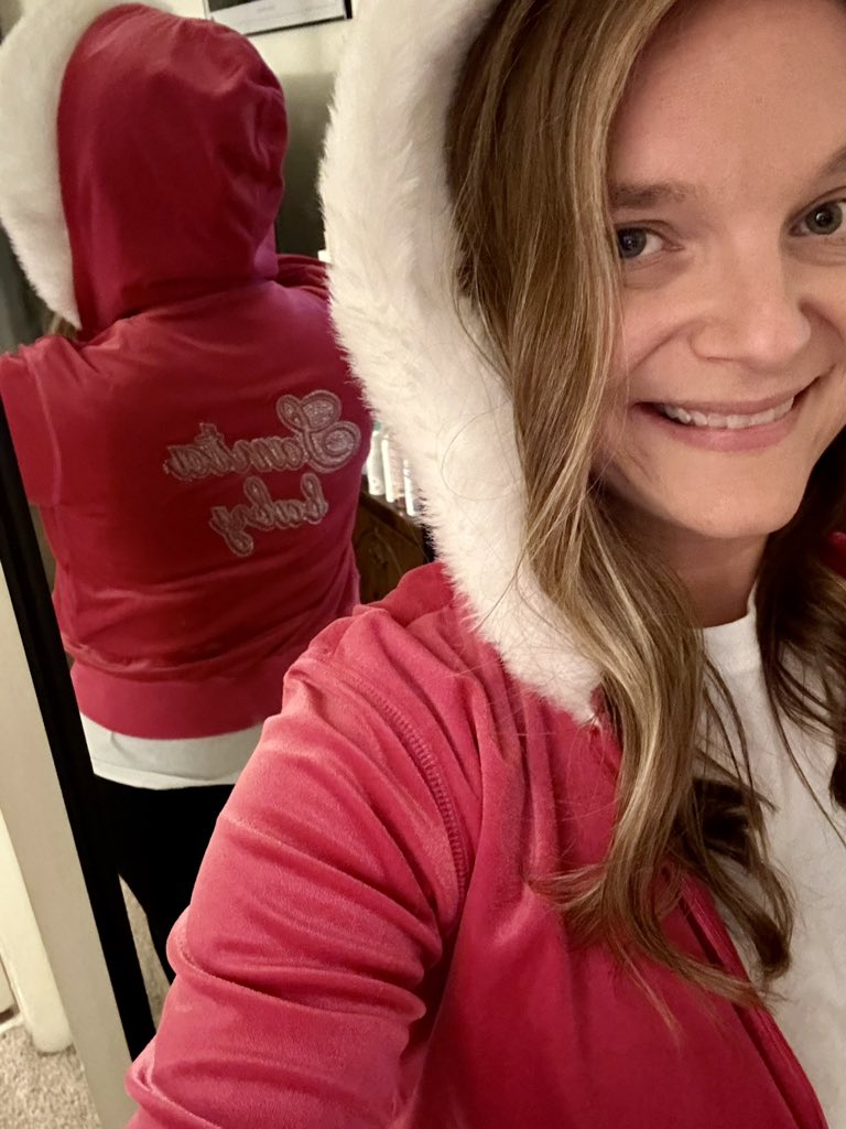 JessMarie1359's tweet photo. Let’s go see some lights 😍🎅🏻 #LightTheKnight Special thanks to @AtriumHealth for the tickets 🩵🤍 https://t.co/I3icpnFSas