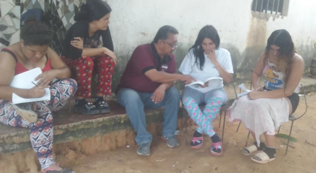 MISIÓN RIBAS, COHORTE 39A, ESPACIO ALTERNATIVO MORELBA HERNÁNDEZ SECTOR LAS PEONIAS 1. ACTIVIDAD: REVISION DE CONTENIDOS PROGRAMATICOS, EVALUACIÓN ORAL DE GEOGRAFÍA DE VENEZUELA. 
FACILITADOR LCDO. CLIMACO GONZÁLEZ.
#MCBO1
