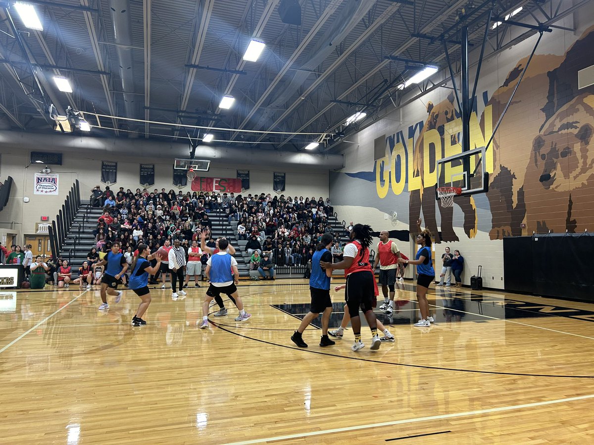 halfPR's tweet photo. Staff vs Students basketball game #StaffWon #pepassembly #basketball #turner202strong #turnerusd202 https://t.co/lhonFD5pmY