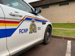 BREAKING: RCMP say St Peters Road is closed between York Road and Suffolk Road in Marshfeild due to a serious multivehicle collision.  The road is anticipated to be closed for an extended period of time as RCMP investigate. <a href="/CBCPEI/">CBC P.E.I.</a>