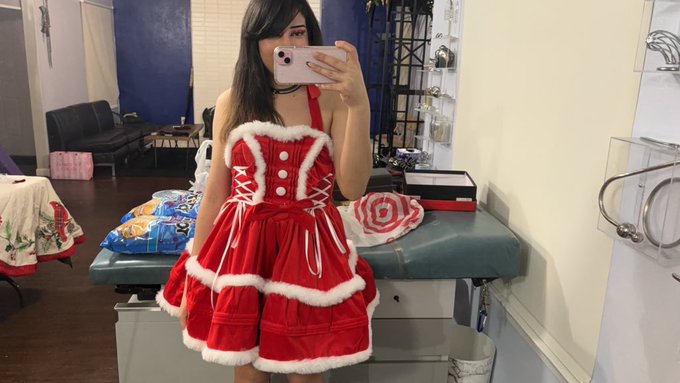 Santa baby 🎶 https://t.co/i6WsvAzNzk