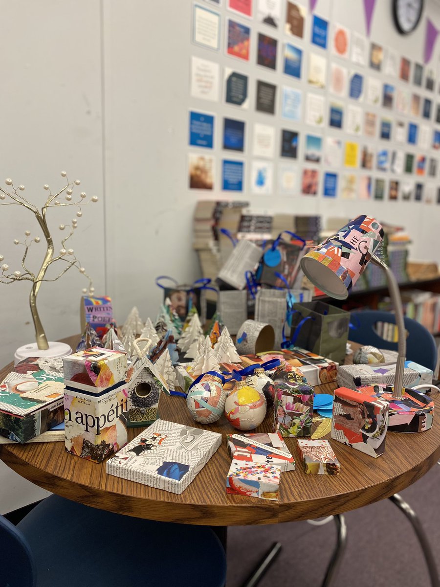 Are you already for the Winter Bazaar on Monday in the Commons? Bring your bucks to buy some stuff and support ACC’s clubs. The accchronicle.net will be there 🎁