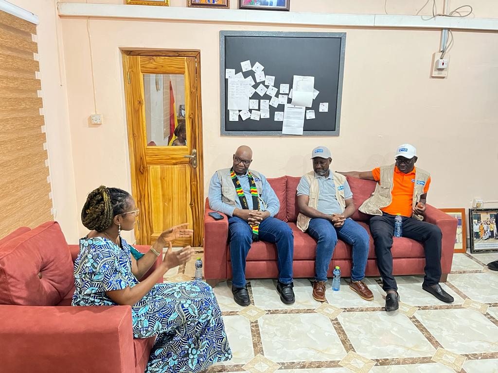 I was extremely delighted to visit this week Atwereboana community in Oti region in Ghana and meet Honorable Mrs. Elizabeth Kessewaah, Municipal Chief Executive of Jasinka District in Oti Region, a formidable advocate for girls’ rights and a role model for girls standing strong