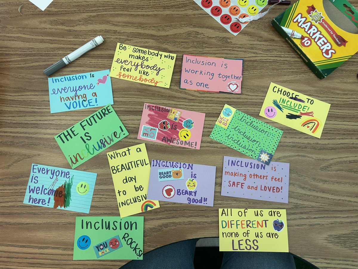 mrsmoseleypmk's tweet photo. To celebrate #inclusiveschoolsweek we wrote/drew what inclusion meant to us @PotowmackES #InclusionMatters #drawmein #ALLeaglesdeserveit https://t.co/7WLSOiYz7d
