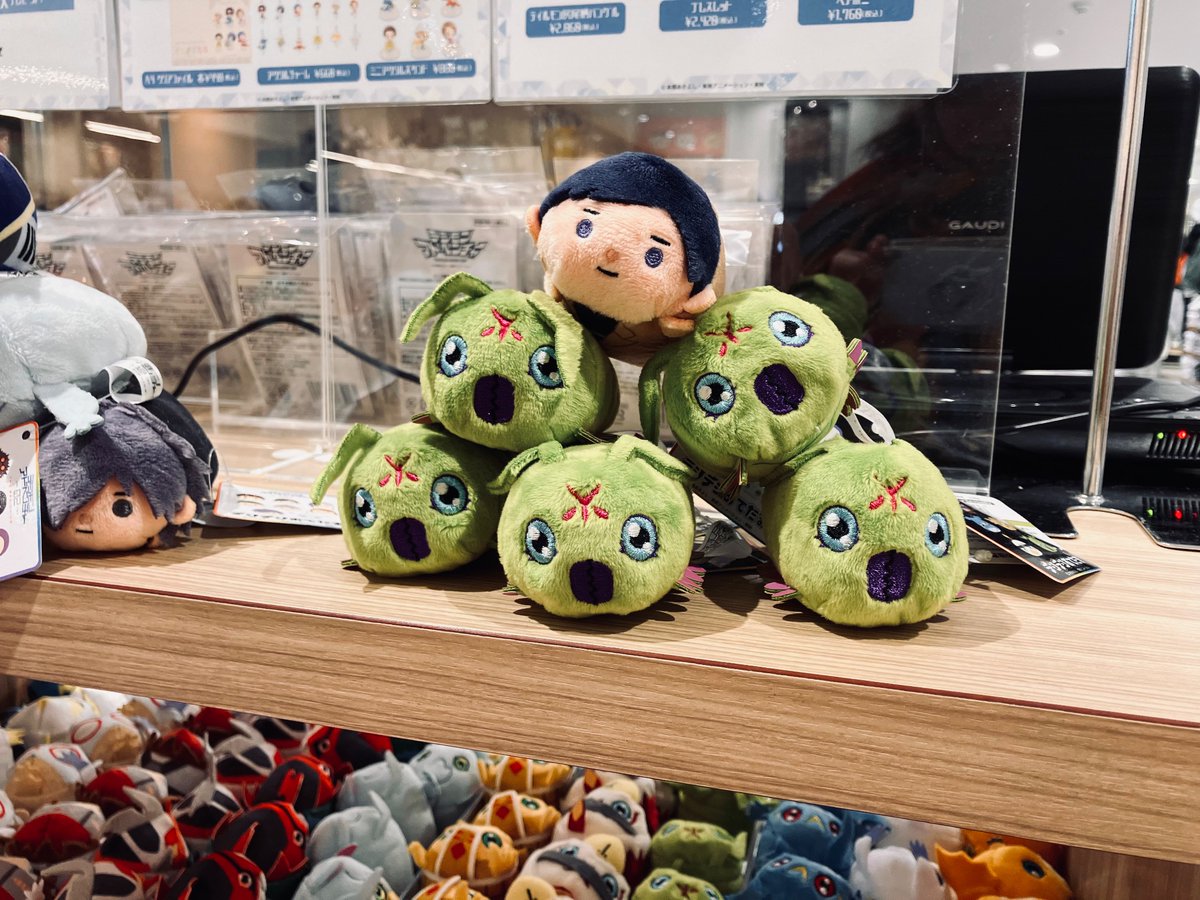 それはそれとして、令和になってから見るデジモンアドベンチャーも変わらず面白いな
23話 デジヴァイスが闇に染まる時 見てずっと泣いてます🥲
これは光が丘のPOP UP shopに行った時に見つけた神すぎる陳列