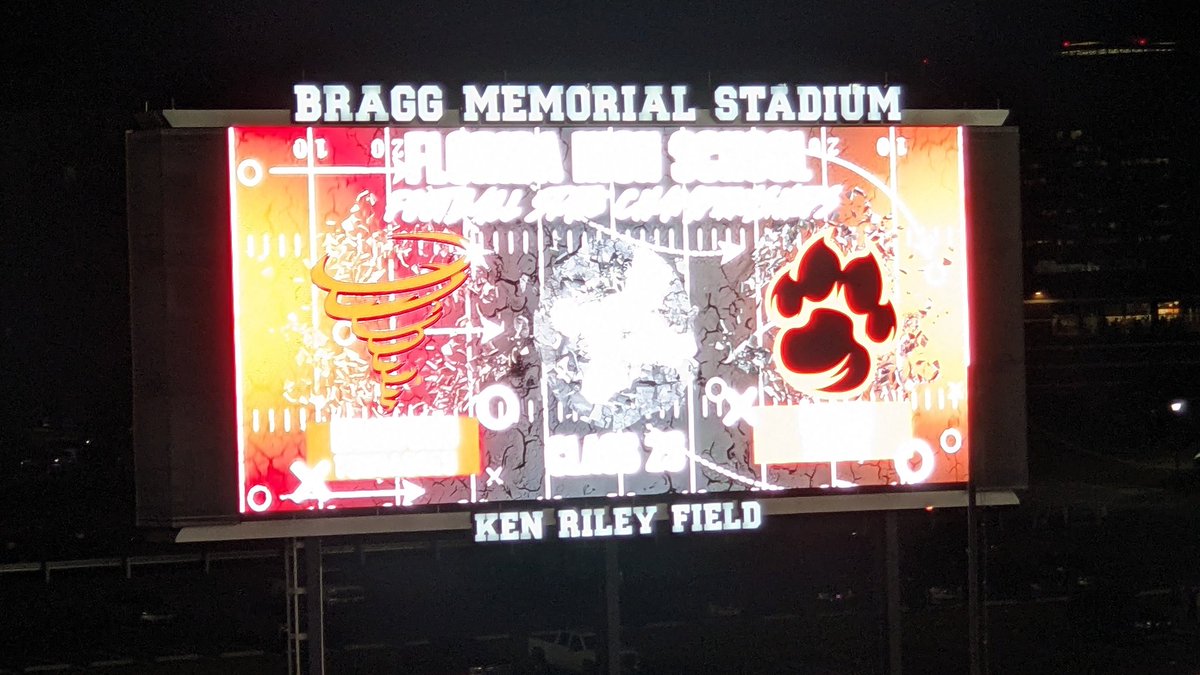 FHSAA's tweet image. 🏈 🏆 Up Next! #FHSAA Class 2S Football State Championship

@BHSTornadoFB  vs. @CocoaFootball 

#STATECHAMPIONSHIPS
#Class2S