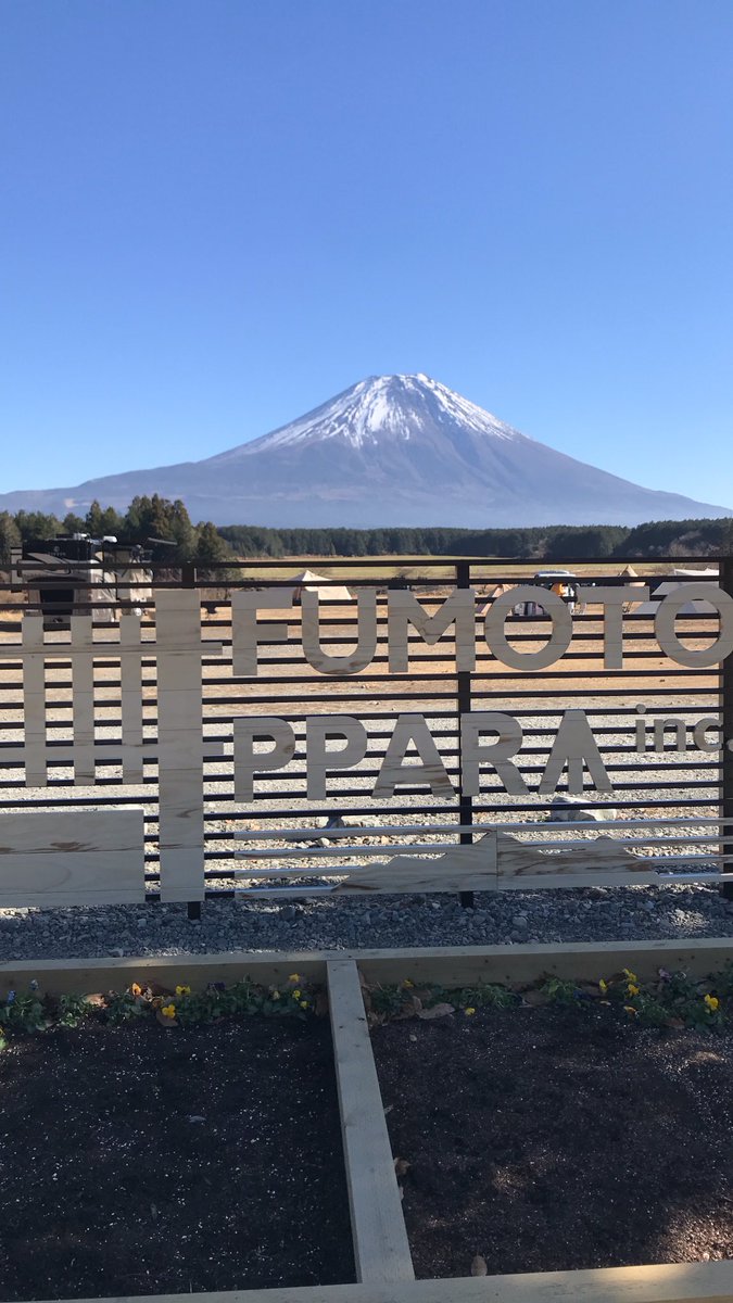 ススム tweet media