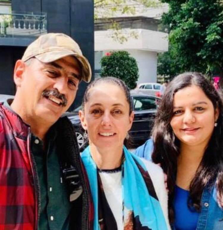 LizethVasquez's tweet photo. “Compartamos la prosperidad y dejemos la avaricia como máxima del desarrollo, creemos y anhelamos el bienestar y la felicidad del pueblo de México, creemos que por el bien de todos primero los pobres” Claudia Sheimbaum https://t.co/p3BqvQ3xs2