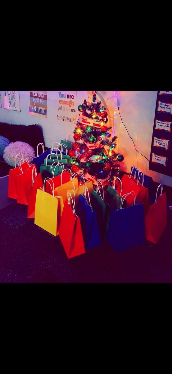 Made little gifts for my students, and the tree looked so pretty 🎄 #manymindsONEmission #SocialEmotionalLearning #TeamSISD