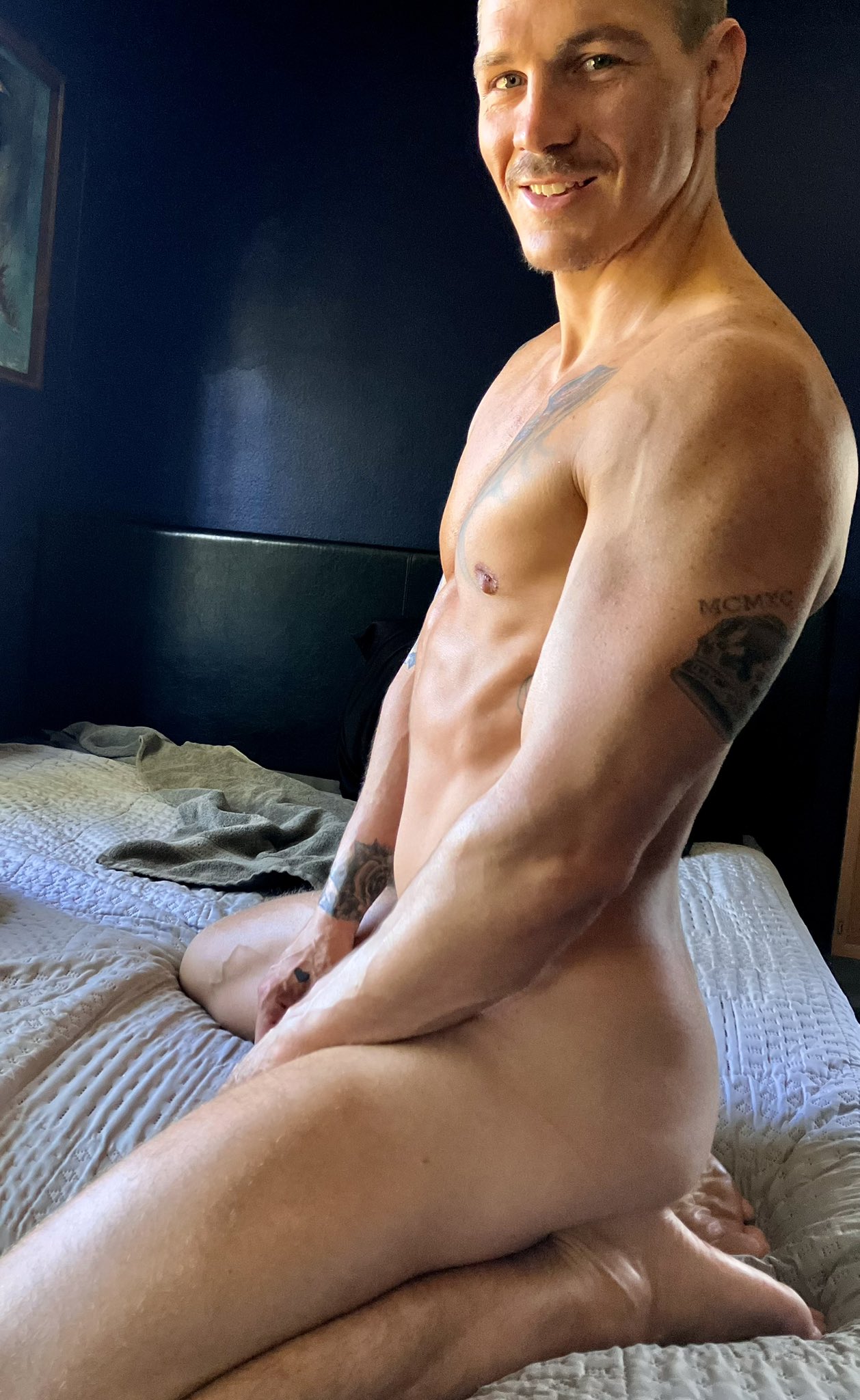 🇺🇸Daddy🇺🇸 on X: You know you want to ⬇️ t.coTv5TH8ym6S  t.coPKe4ftg14o  X