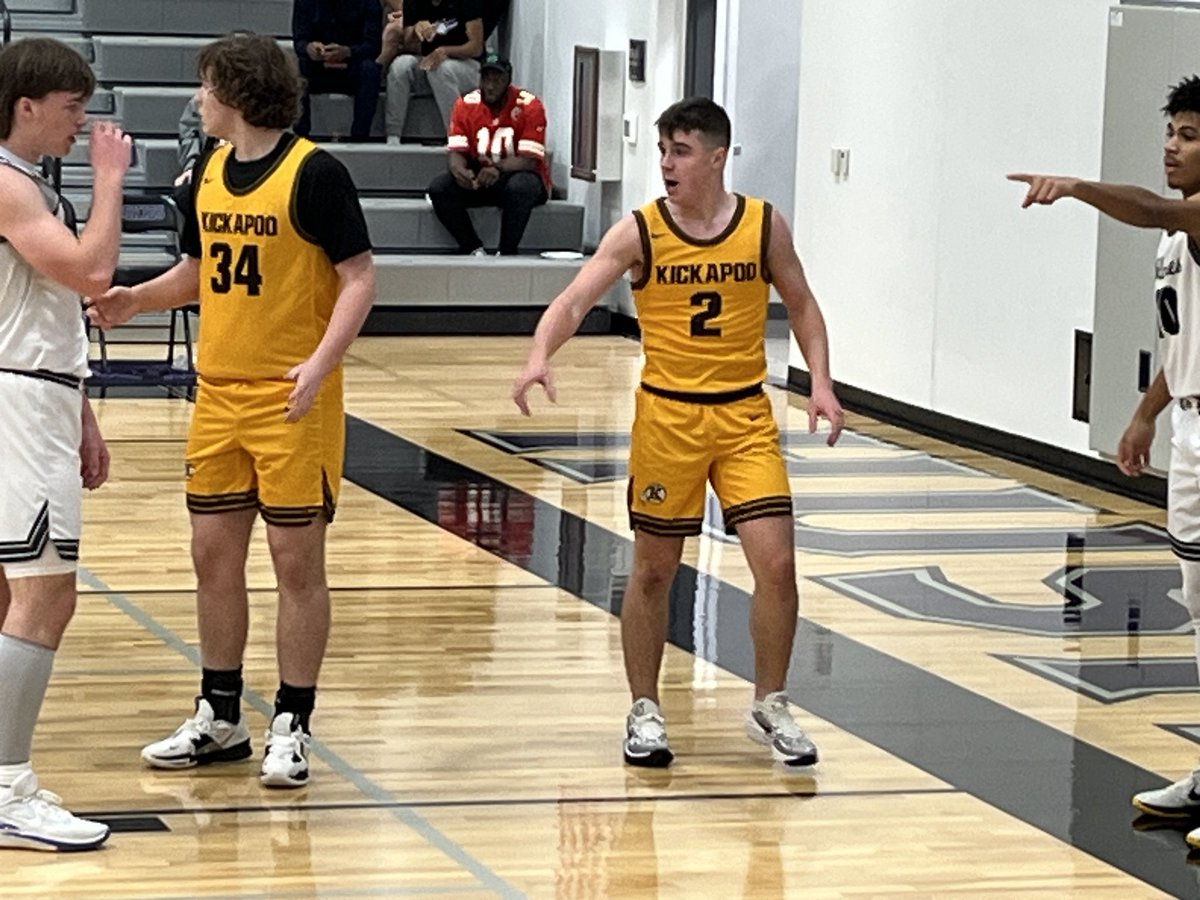 Kyle Unruh (@kyleunruh) on Twitter photo Loosened up a little in the 2nd qtr. Looks like it’s gonna be a good one. Good to see <a href="/AkinsDrew/">Drew Akins</a> looking and playing healthy. High IQ player.
End of 2nd qtr:
Kickapoo - 24
BV West - 23
<a href="/PooBasketball/">Kickapoo Basketball</a> |
<a href="/BWHS_Hoops/">West High Hoops</a> |
@NXTPROHoopsMO | Loosened up a little in the 2nd qtr. Looks like it’s gonna be a good one. Good to see <a href="/AkinsDrew/">Drew Akins</a> looking and playing healthy. High IQ player.
End of 2nd qtr:
Kickapoo - 24
BV West - 23
<a href="/PooBasketball/">Kickapoo Basketball</a> |
<a href="/BWHS_Hoops/">West High Hoops</a> |
@NXTPROHoopsMO |