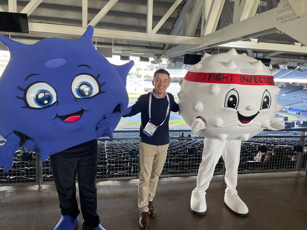 Boris Martinez (@borismartinezmd) on Twitter photo So happy to be at #ASH23 So happy to be at #ASH23