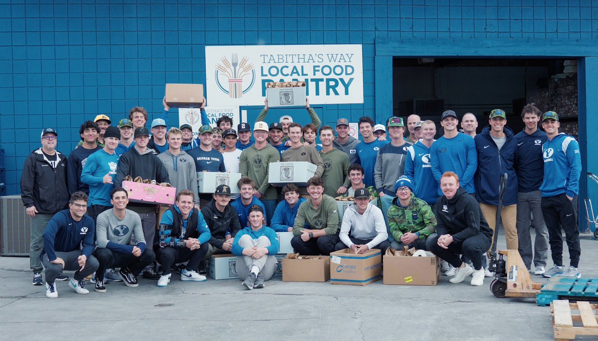 Thank you 5 Star Legacy Foundation for having us today &amp; giving us the opportunity to serve our community 💙